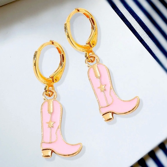 Cute Boot Shaped Earrings - Picture 2 of 2